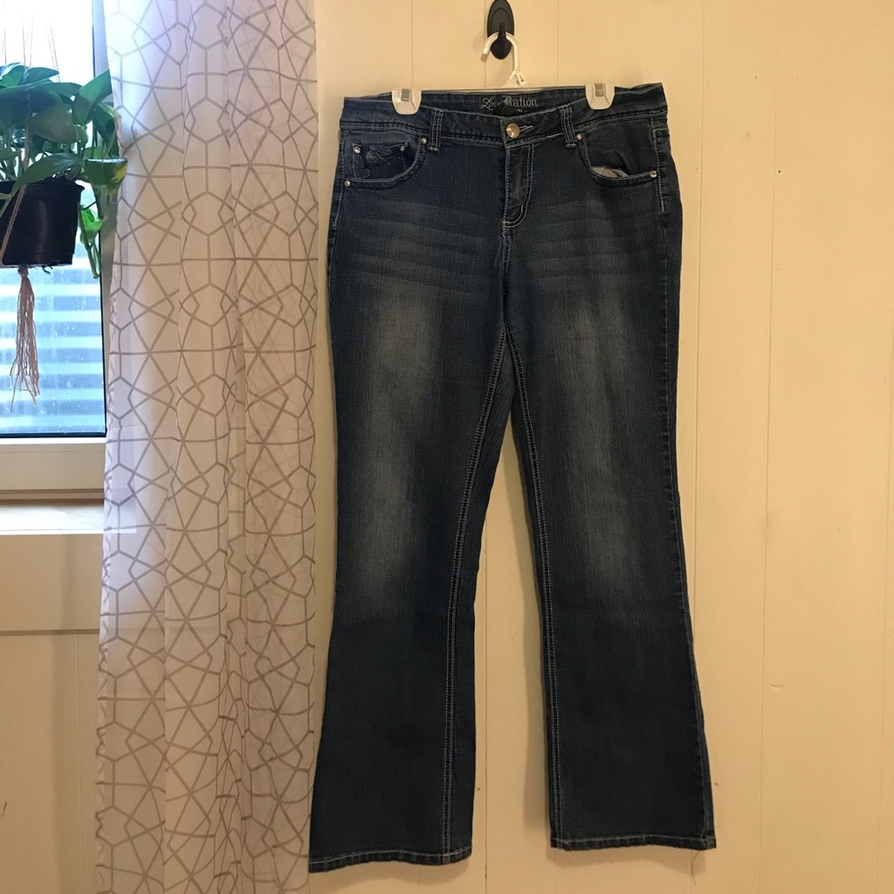 Bootleg Pocket Design Jeans